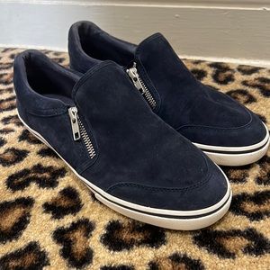 Blue Ralph Lauren slides size 8.5